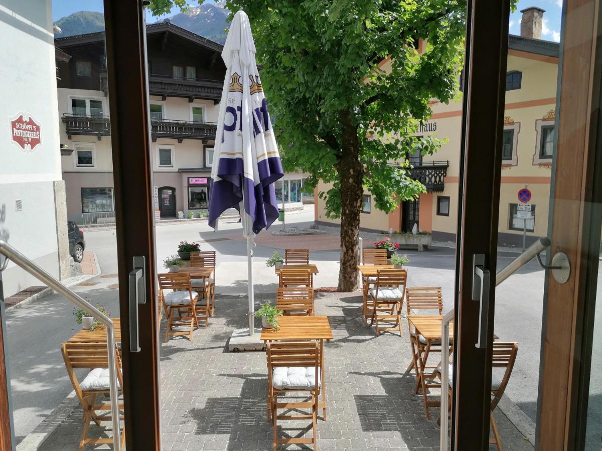 Hotel-Pension Hoferhaus Neukirchen am Großvenediger Esterno foto
