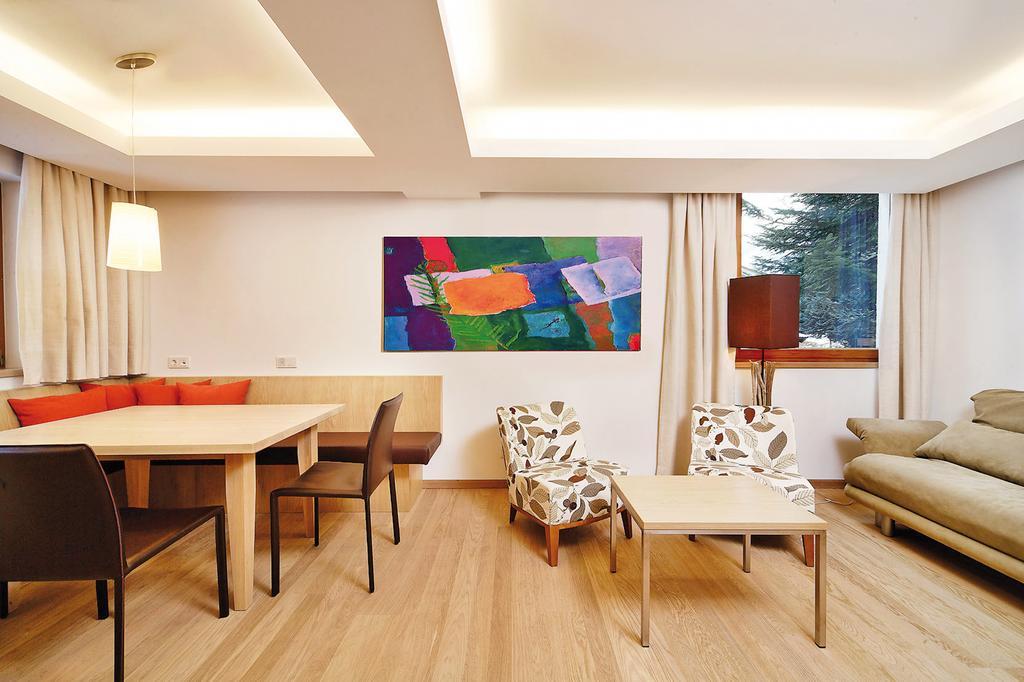Hotel-Pension Hoferhaus Neukirchen am Großvenediger Esterno foto